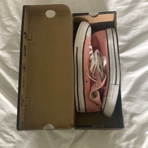 pink converse
